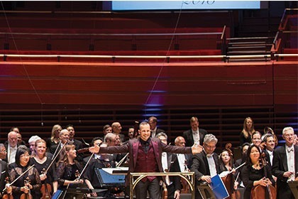 Yannick with the Philadelphia Orchestra