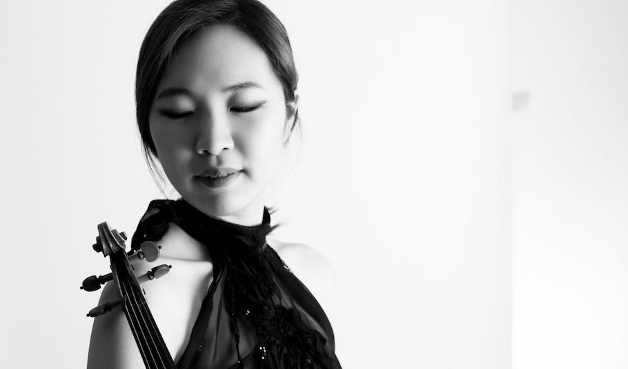 Violinist Danbi Um, Astral Artist
