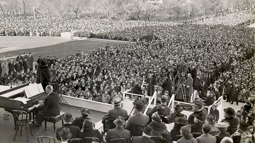 Marian Anderson sings with pianist Kosti Vehanen at the Lincoln Memorial in front of a crowd of 75,000 people | Easter Sunday, April 09, 1939